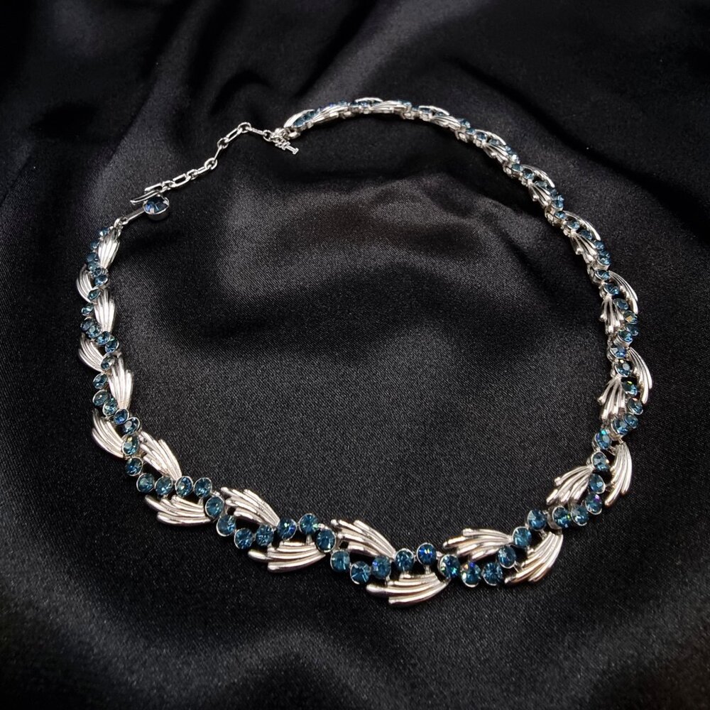 Rare Find Vintage 1960s TRIFARI Silver-Tone Choker Necklace W/ Blue Rhinestones
